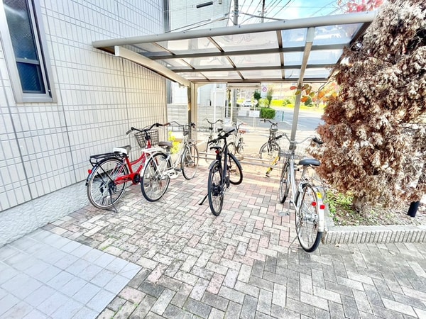 駐輪場
