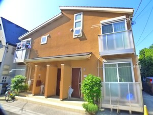 ｸﾚｽﾄﾊｳｽ外観写真
