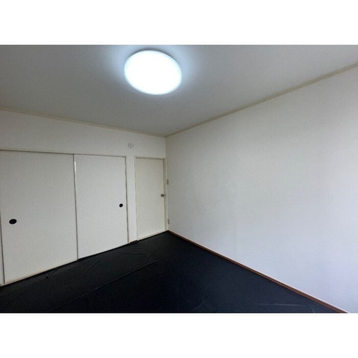 物件内観写真15　(居室)