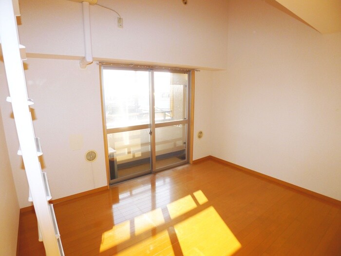 物件内観写真9　(居室)