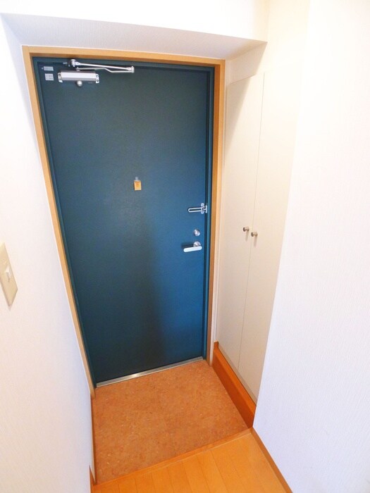 物件内観写真17　(玄関)