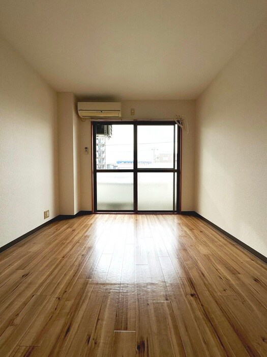 物件内観写真12　(居室)