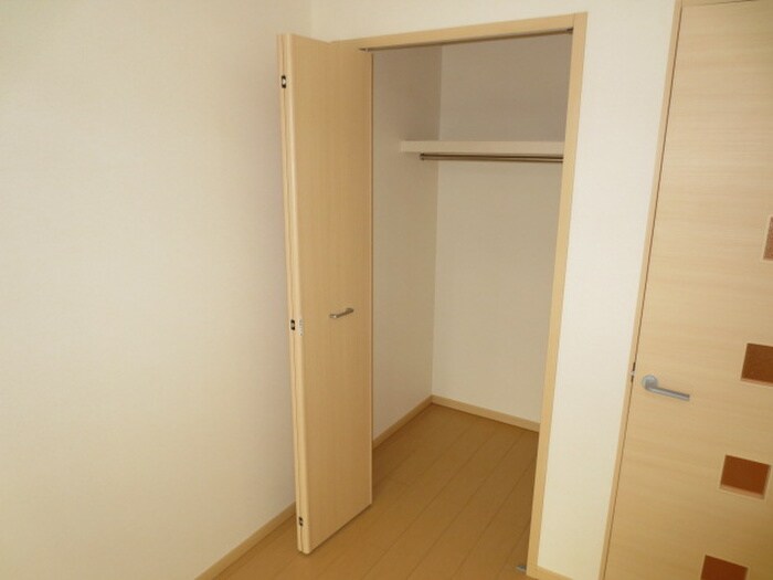 物件内観写真9　(収納)