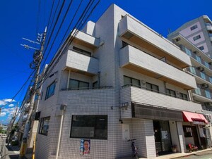 青木ビル外観写真