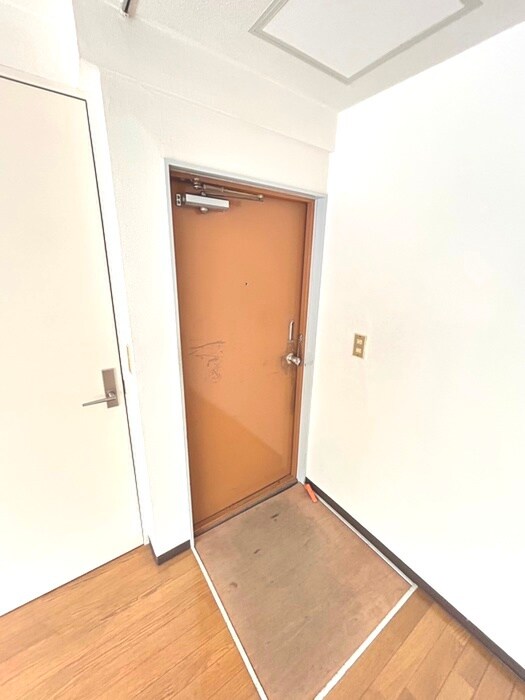 物件内観写真20　(玄関)