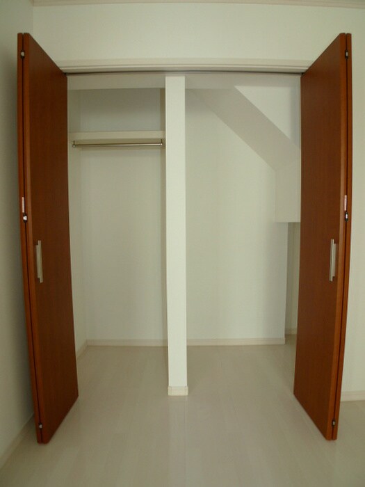 物件内観写真18　(収納)