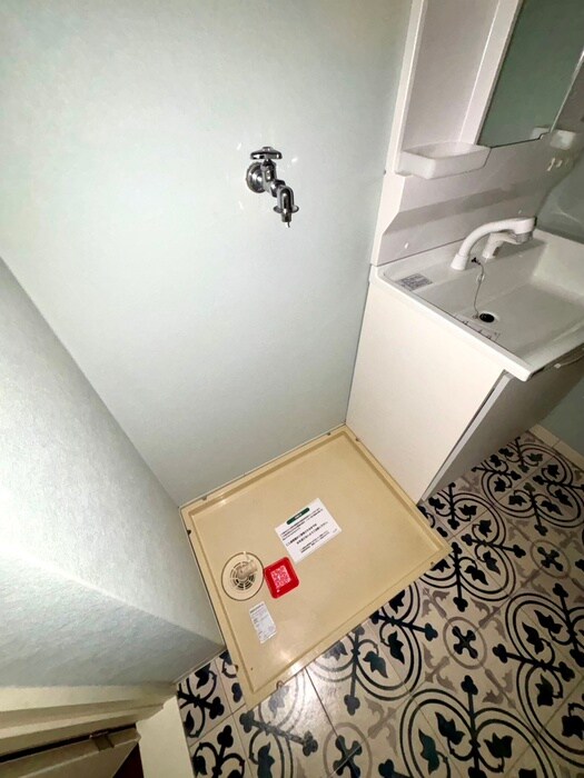 物件内観写真15　(洗濯機置場)