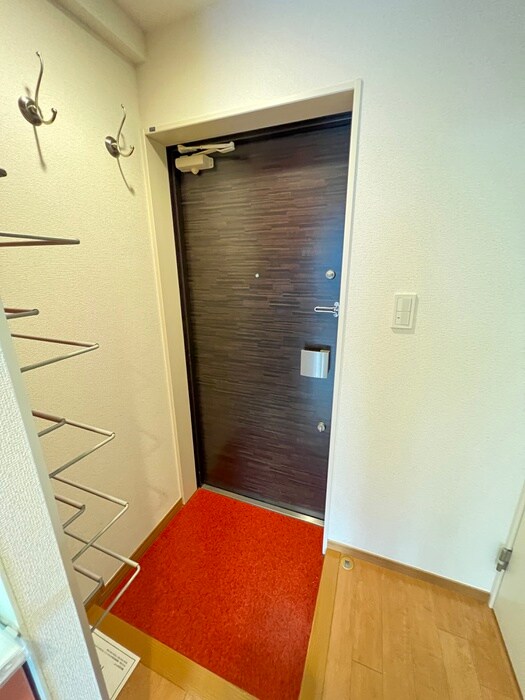 物件内観写真19　(玄関)