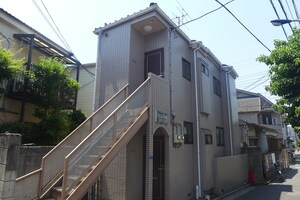 フラット十条外観写真
