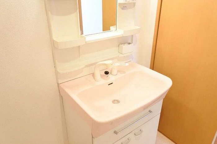 物件内観写真8　(洗面)