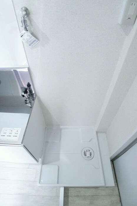 物件内観写真14　(洗濯機置場)