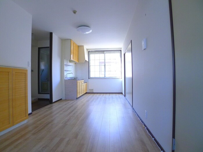 物件内観写真9　(廊下)