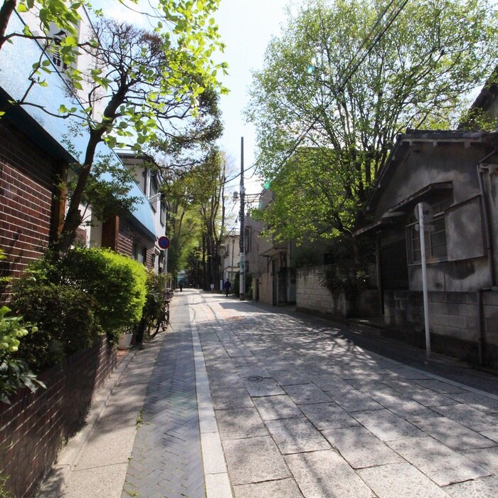 物件外観写真3　(周辺環境)