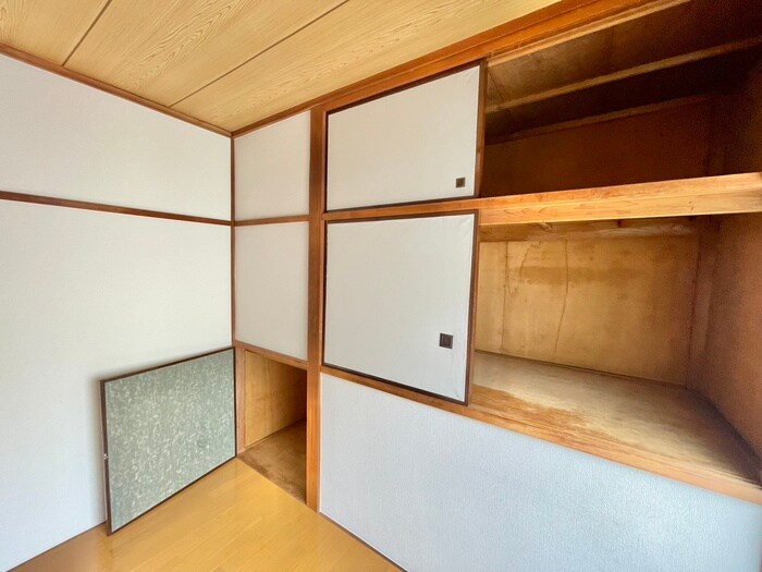 物件内観写真11　(収納)
