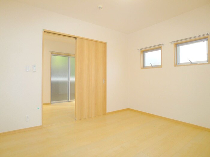 物件内観写真11　(居室)