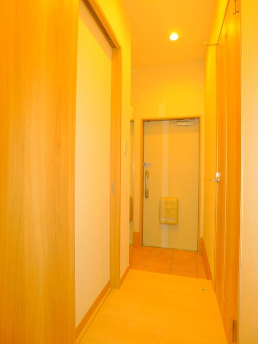 物件内観写真21　(廊下)