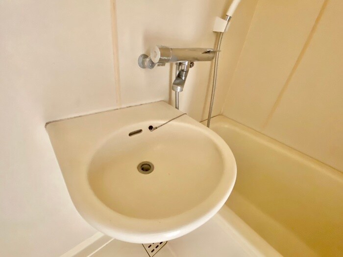 物件内観写真11　(洗面)