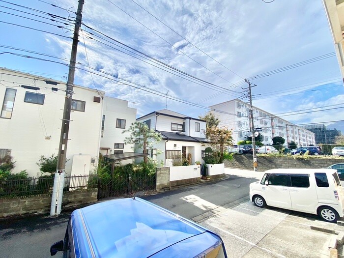 物件内観写真15　(室内からの展望)