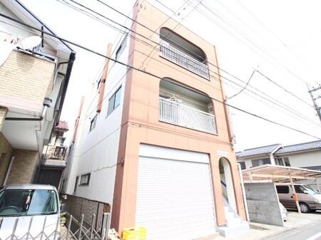ファミーユハイム外観写真