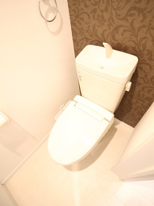 物件内観写真5　(トイレ)