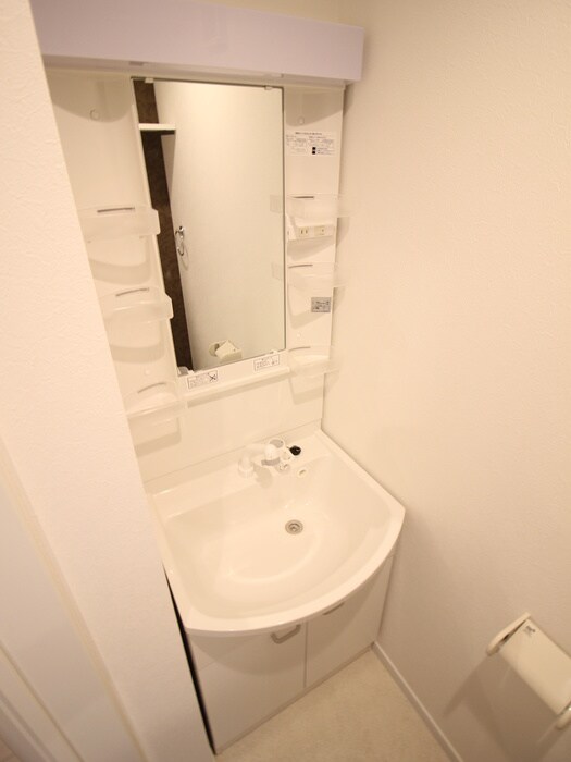 物件内観写真7　(洗面)