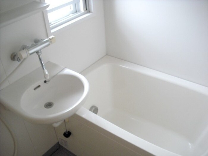 物件内観写真9　(バス／シャワールーム等)