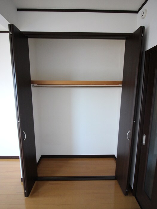 物件内観写真8　(収納)