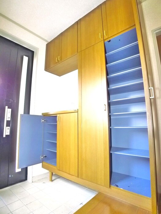 物件内観写真17　(靴箱)