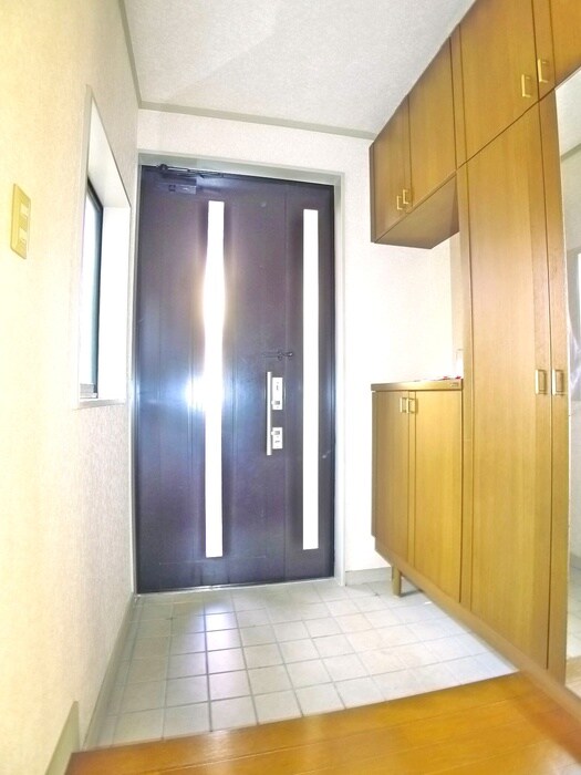 物件内観写真18　(廊下)