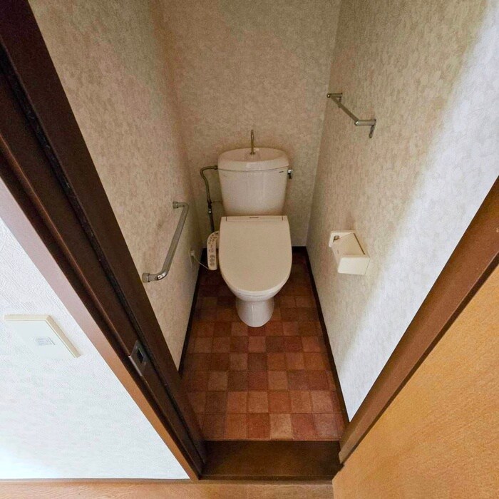 物件内観写真10　(トイレ)