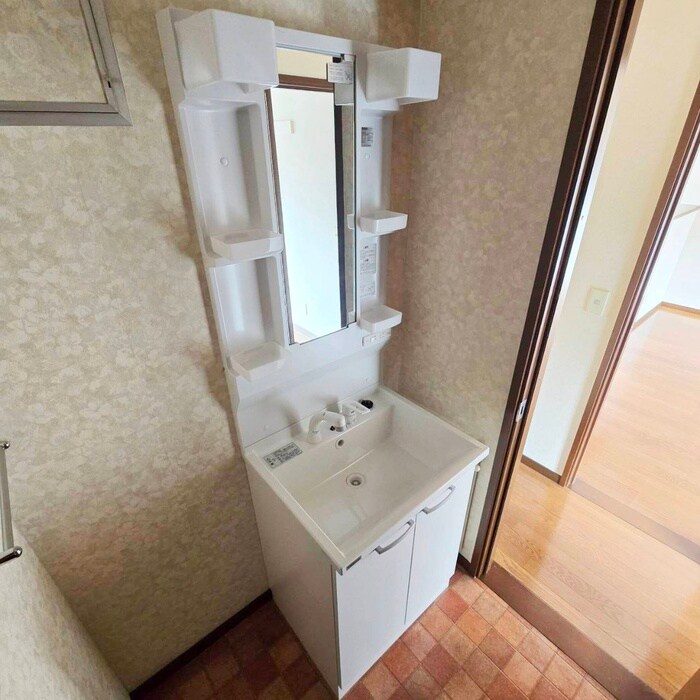 物件内観写真11　(洗面)