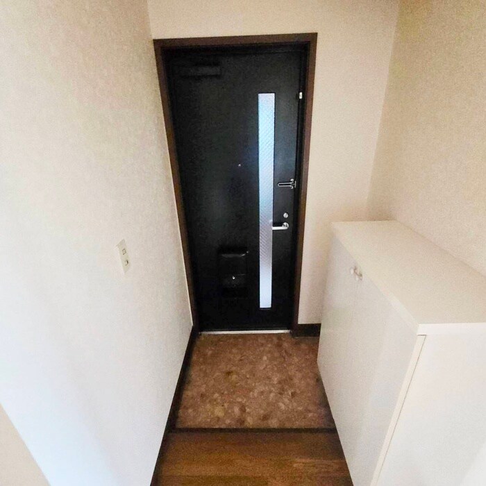 物件内観写真19　(玄関)