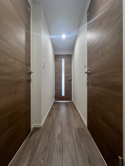 物件内観写真10　(廊下)