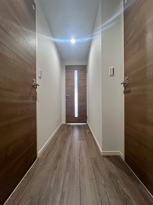 物件内観写真17　(廊下)