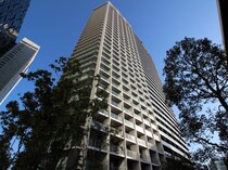 ｺﾝﾌｫﾘｱ新宿ｲｰｽﾄｻｲﾄﾞﾀﾜｰの外観写真