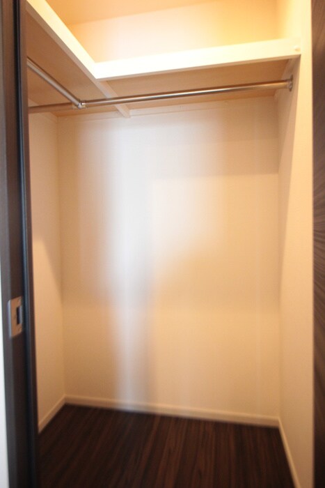 物件内観写真12　(収納)