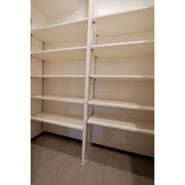 物件内観写真16　(靴箱)