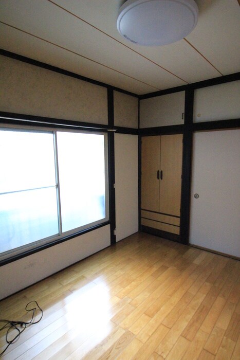 物件内観写真8　(居室)