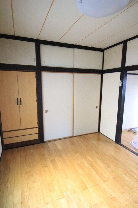 物件内観写真9　(居室)