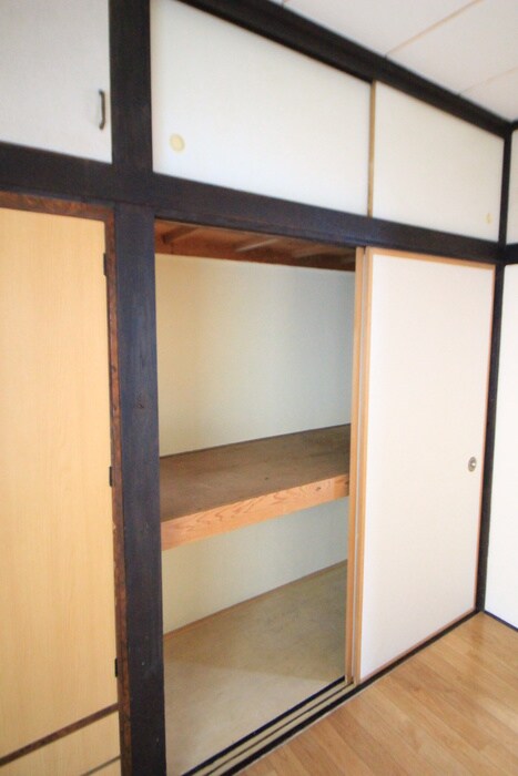 物件内観写真11　(収納)