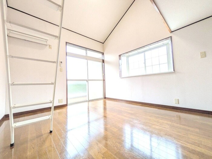 物件内観写真8　(居室)