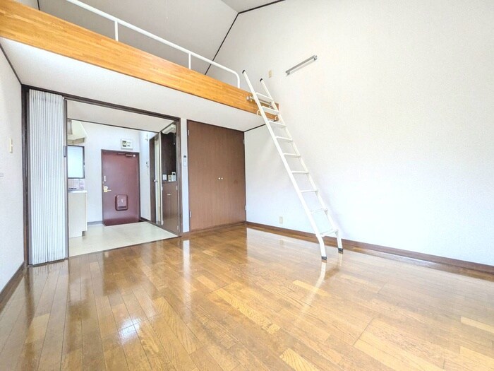 物件内観写真10　(居室)