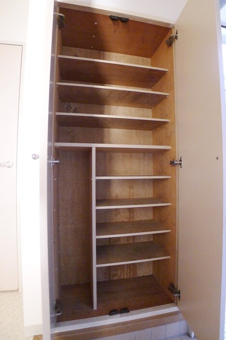 物件内観写真14　(靴箱)