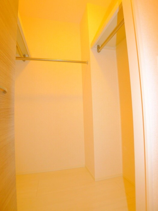 物件内観写真12　(収納)