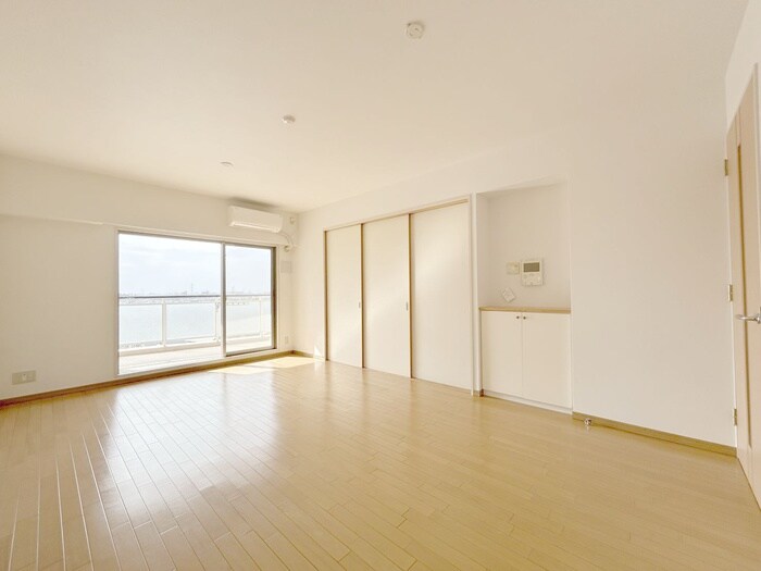 物件内観写真4　(居室)