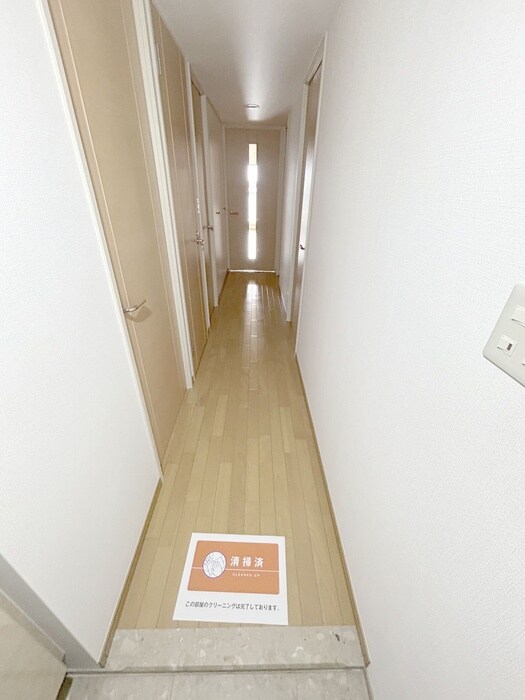 物件内観写真19　(廊下)