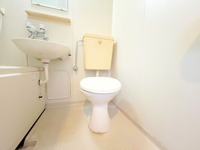 物件内観写真9　(トイレ)