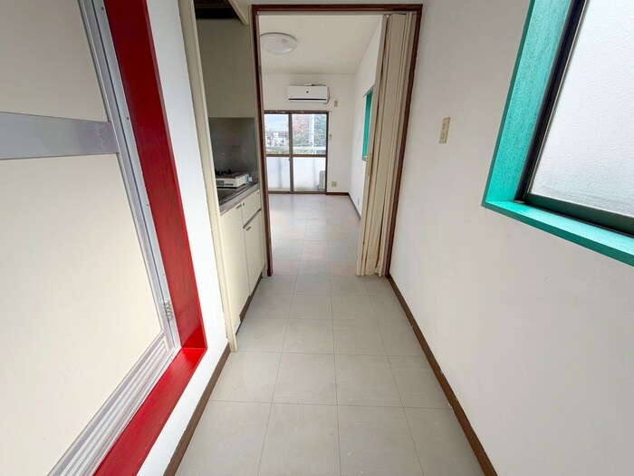 物件内観写真14　(廊下)