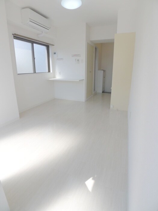 物件内観写真6　(居室)