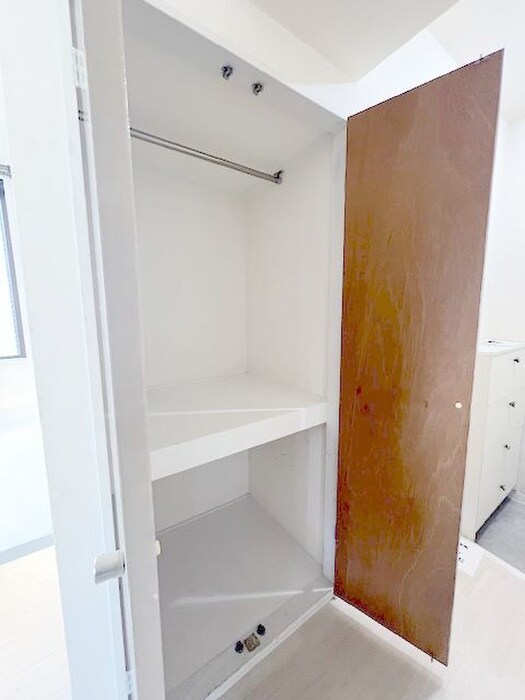 物件内観写真15　(収納)